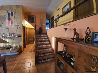Haus  Passeig de les escoles. Pueblo cuatrovientos con garaje