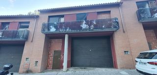 Reihenhaus in Carrer de matagalls 7. Casa adosada obra nueva por terminar!