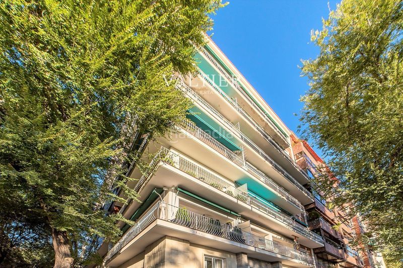 Foto 0d70dd4f-358e-41e8-b5a0-7a0f1b6b6ad9. Rent flat with heating parking in Argüelles Madrid
