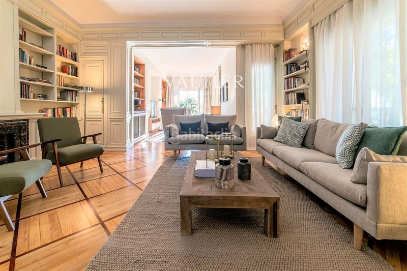 Foto ff7810f5-3379-4b57-ac95-ec1bb7c27836. Rent flat with heating parking in Argüelles Madrid