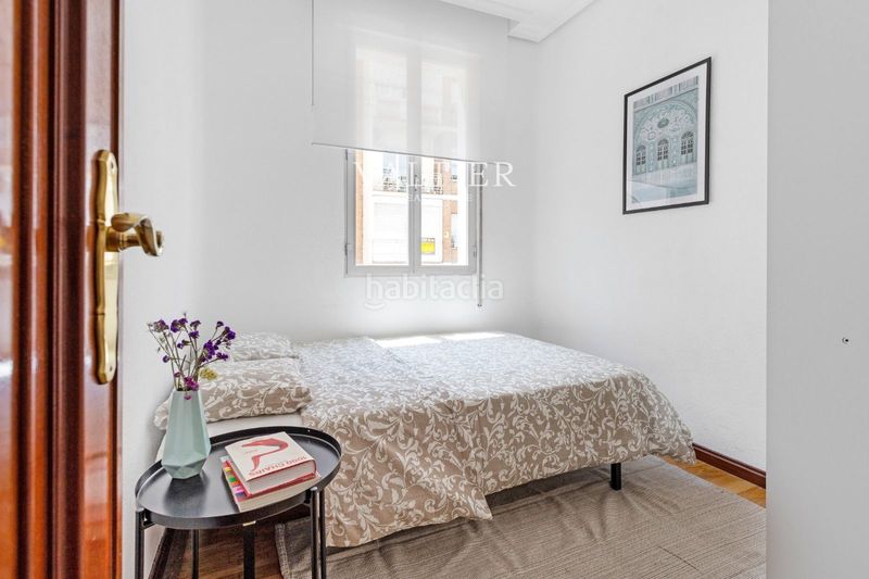 Foto 4ea62e4c-d1e5-424d-8bc7-6340f6fca22b. Pis a Vallehermoso Madrid