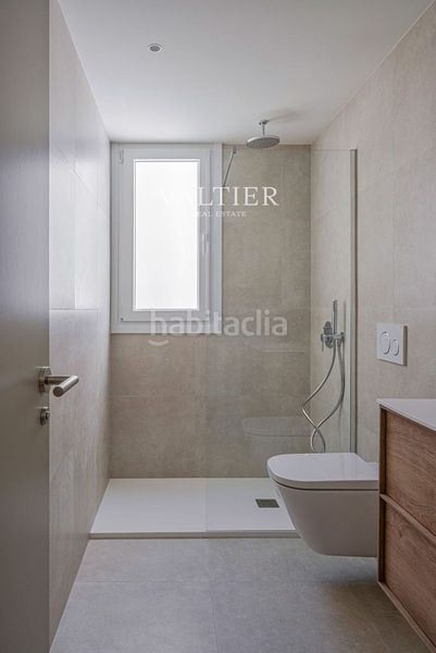 Foto 0b5fb509-1540-4bde-a269-008bb2bb362f. Àtic a Arapiles Madrid