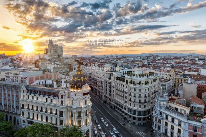 Foto 03147d61-281a-4a76-9a42-e98287c884f4. Pis amb calefacció a Recoletos Madrid