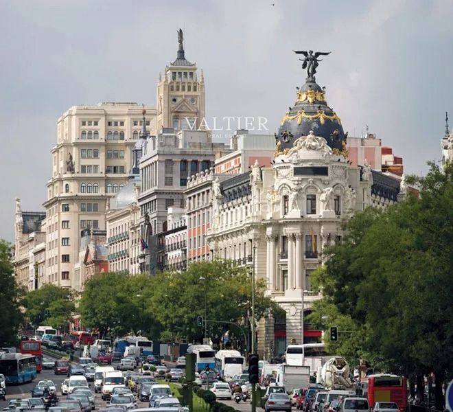 Foto d388f62a-173f-4c8e-b96d-03edaeda57fd. Pis amb calefacció a Recoletos Madrid