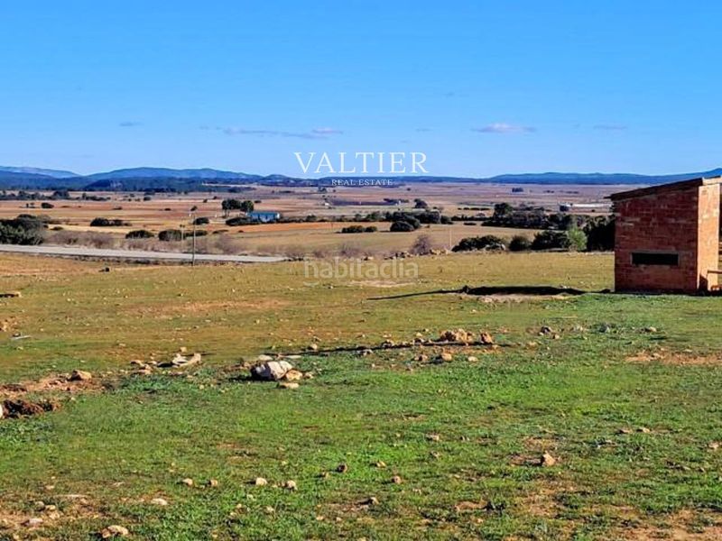 Foto b99fc204-8796-4228-802d-6d85a7d3aacf. Finca rústica a Henarejos