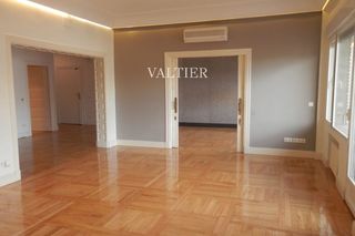 Rent Flat  García de paredes. Piso en calle de garcía de paredes, chamberí, madrid