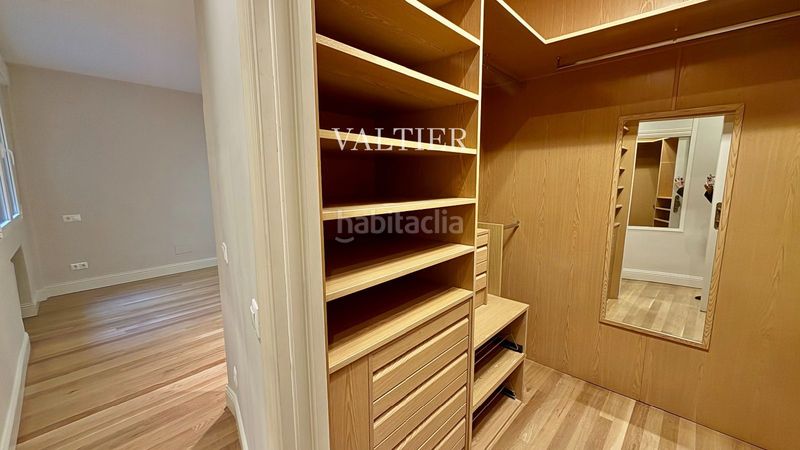 Foto 247662c6-3877-4fb3-8be5-053e8d158580. Lloguer pis amb aparcament a Almagro Madrid