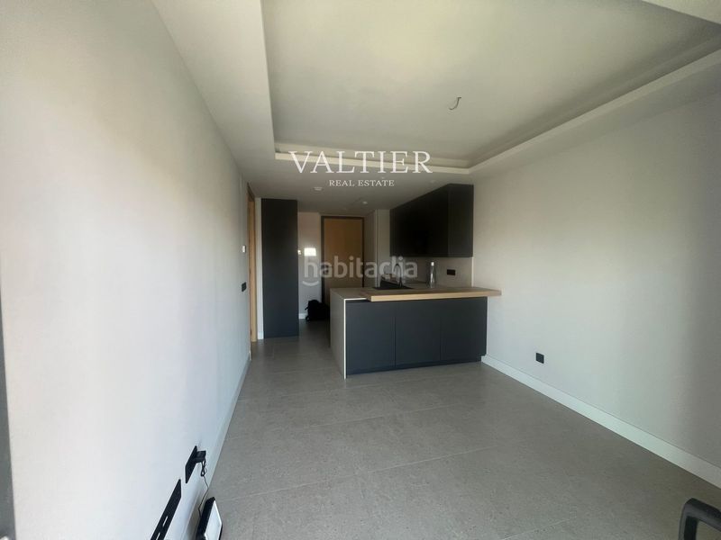 Foto 431bce68-68a1-49d8-afb0-6d9fea017f18. Lloguer pis amb aparcament piscina a Colina Madrid