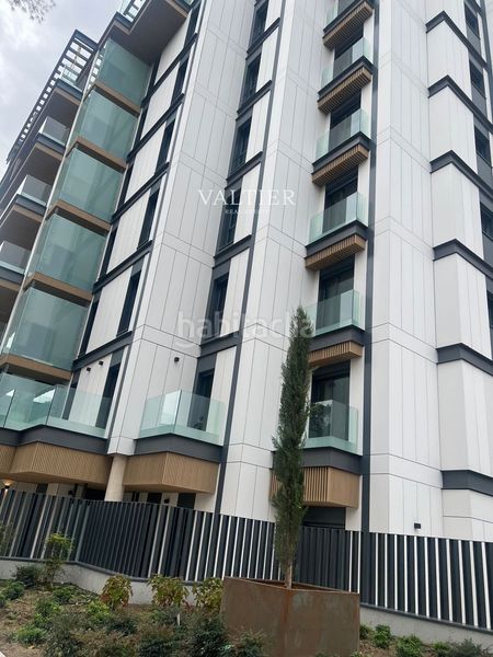 Foto c72cdab7-494b-468e-90c2-f665fda53306. Lloguer pis amb aparcament piscina a Colina Madrid