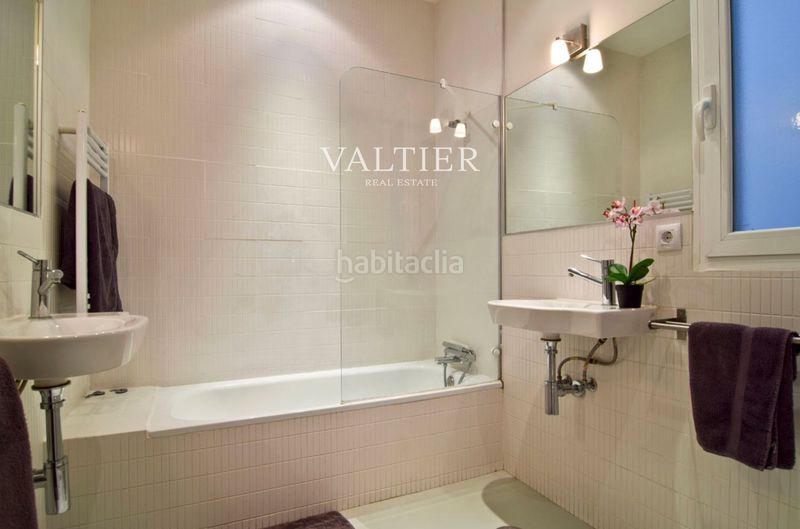 Foto d89bbd1b-2183-4179-b6b3-b099d6cdd19f. Rent flat in Palacio Madrid