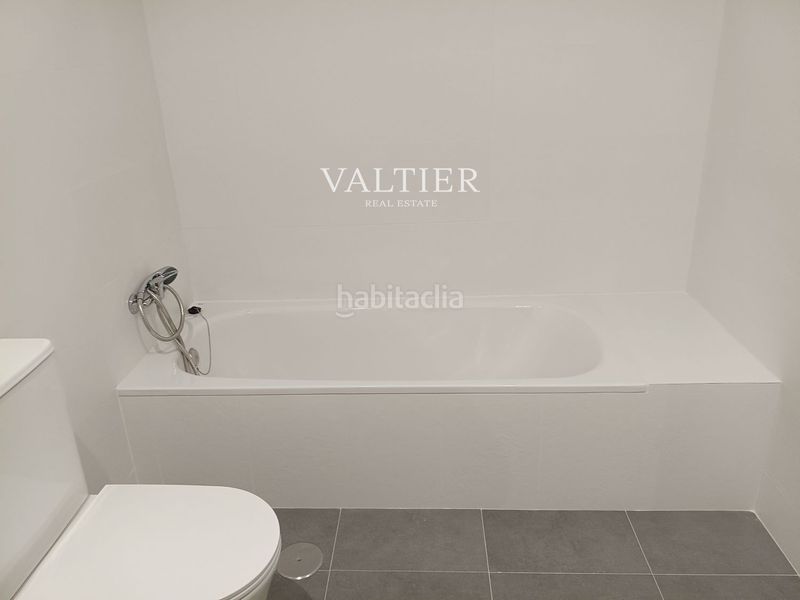 Foto 1b5a9192-8756-420f-992f-fdb1d1dbe5ba. Lloguer pis a Castilla Madrid