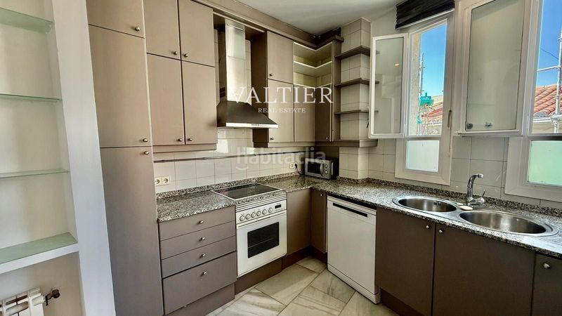 Foto 38f5a5b6-37e4-4340-ad71-a1f47d73427f. Location attique dans Palacio Madrid