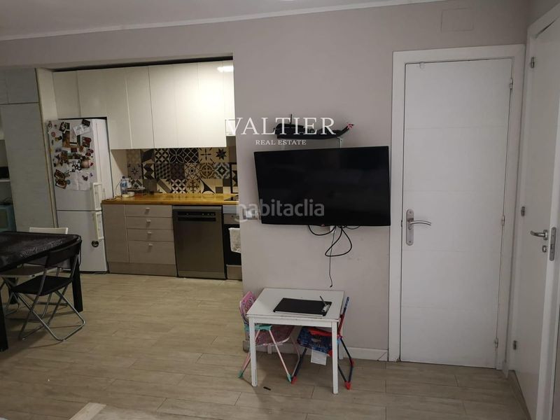 Foto 37fd277f-b1e9-43ca-a7fd-09db8014292d. Rent flat in Valdeacederas Madrid