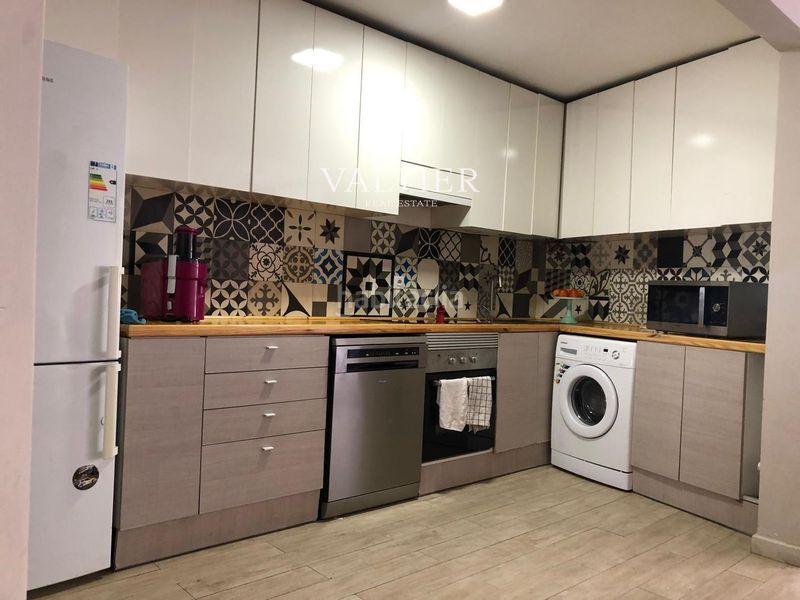 Foto c54a0328-1d81-471d-9776-9f799d66c181. Rent flat in Valdeacederas Madrid