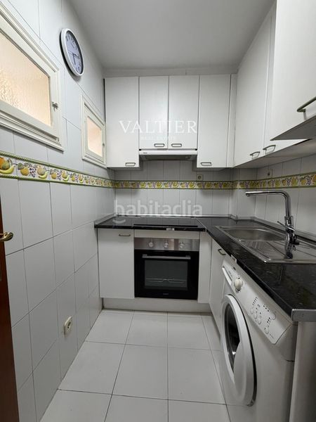 Foto c75cab03-b049-481e-be3a-4656a8e9401e. Lloguer pis a Sol Madrid