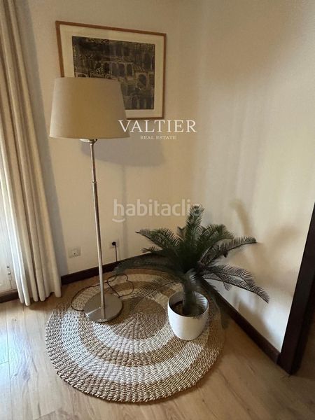 Foto 5c99b955-e859-44c7-99a8-02fde652ecee. Rent flat in Sol Madrid