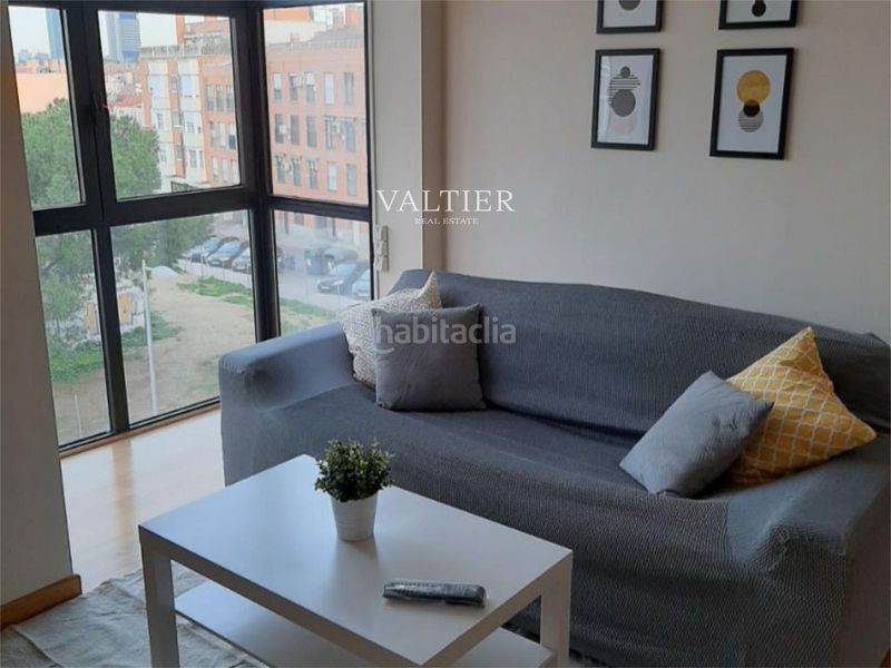 Foto 424a2b43-01d0-444c-b024-8ef716483ccd. Lloguer pis a Valdeacederas Madrid