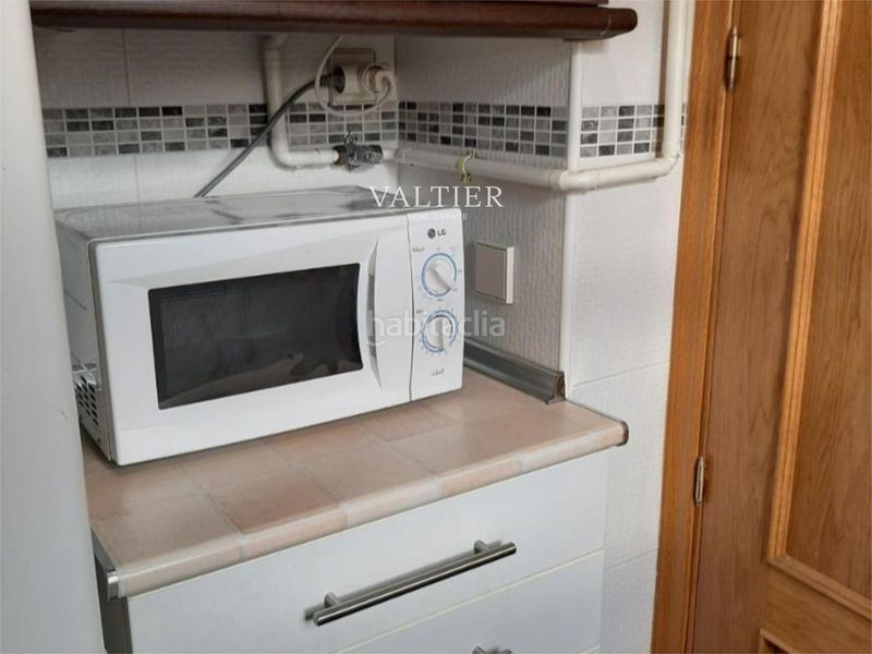 Foto d8a56b19-8f2d-4300-9ca9-f979520f10fb. Lloguer pis a Valdeacederas Madrid