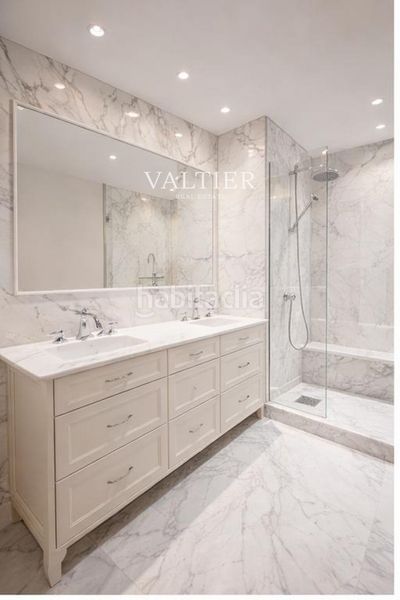 Foto aa48bf18-fdff-484f-ba24-fef7a94788fd. Lloguer pis a Almagro Madrid