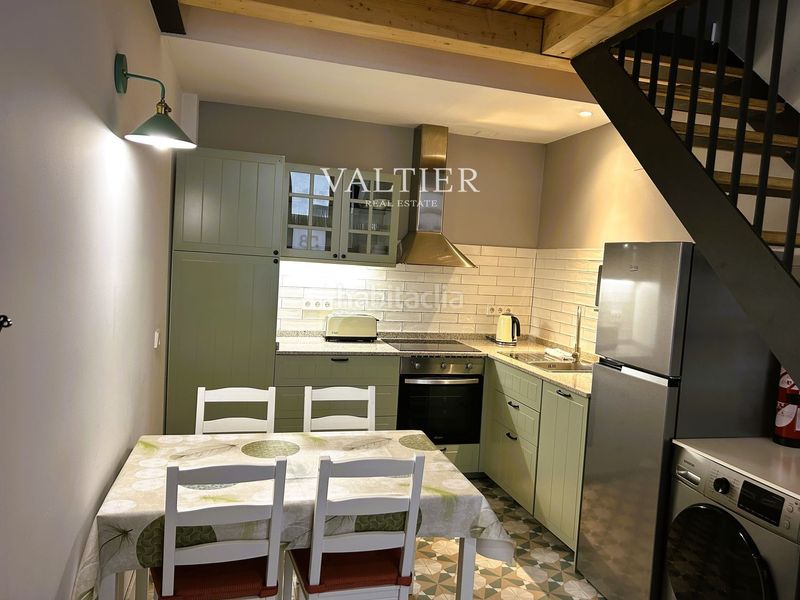 Foto 11d4117c-6a39-40a6-9acb-a9effbaefca7. Rent duplex in Sol Madrid