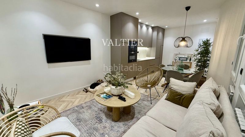 Foto f9b9e1aa-8140-4403-aa6d-15c27d20b0db. Rent flat with heating in Lista Madrid