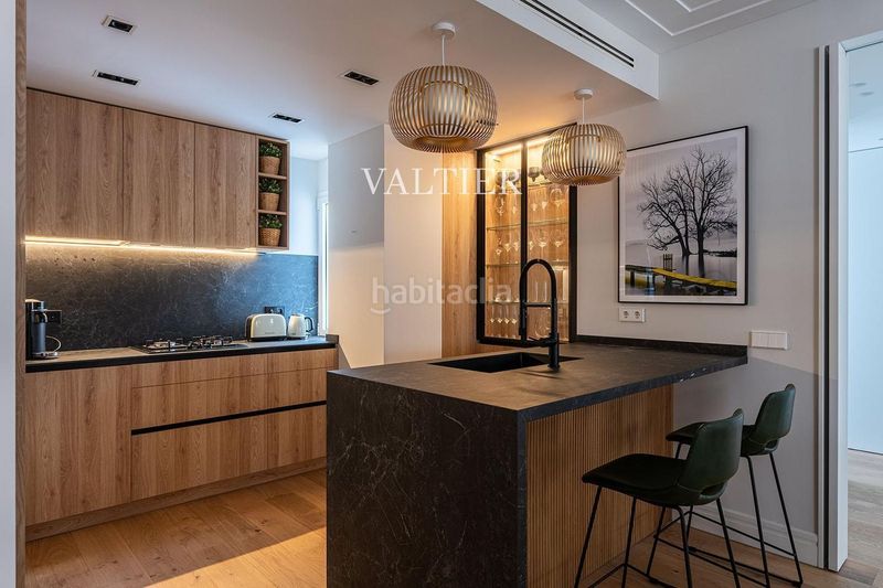 Foto d5f7c4d2-0d98-456f-956a-d5ac5ebbb731. Lloguer pis amb calefacció aparcament a Trafalgar Madrid