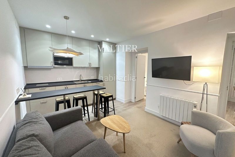 Foto c7ac2ade-47bb-4b44-926a-688400b7e26b. Rent flat with heating in Arapiles Madrid