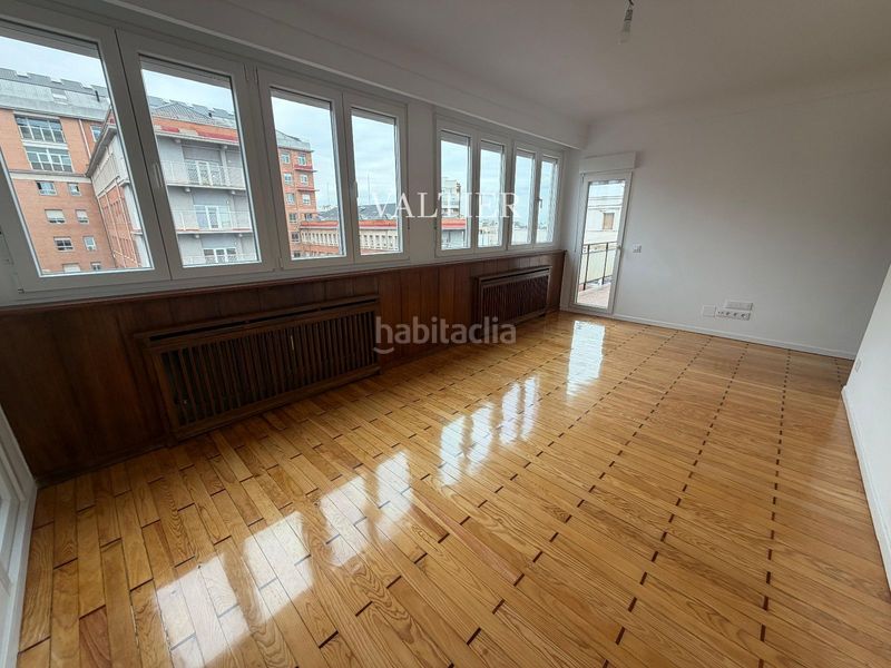 Foto 18706c3f-a2e9-42b6-affe-a68a0e9ae4a5. Lloguer pis a Castellana Madrid