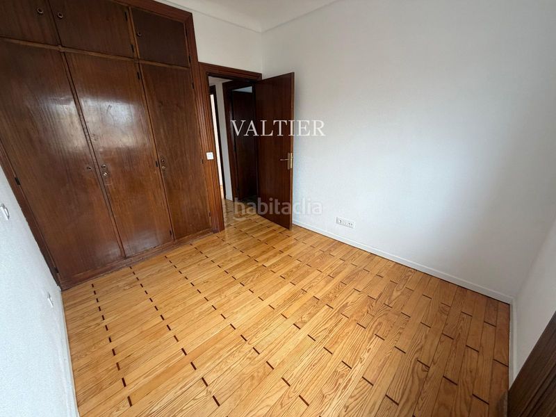 Foto b427e61f-55b4-4b4c-9630-7b05bb595f4b. Lloguer pis a Castellana Madrid