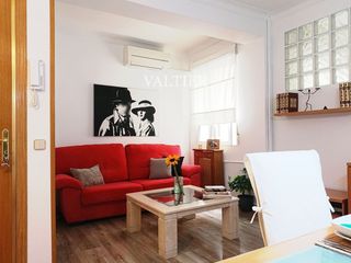 Pis a de FUNDADORES,