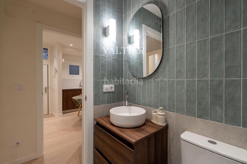 Foto 0c6d9966-adab-46a0-acb6-8fbb69917221. Rent flat in Embajadores-Lavapiés Madrid