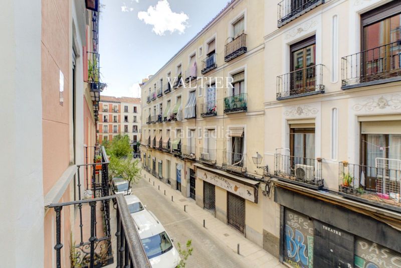 Foto ce69edf6-0864-476f-ae27-a8bb7ba1d544. Rent flat in Embajadores-Lavapiés Madrid