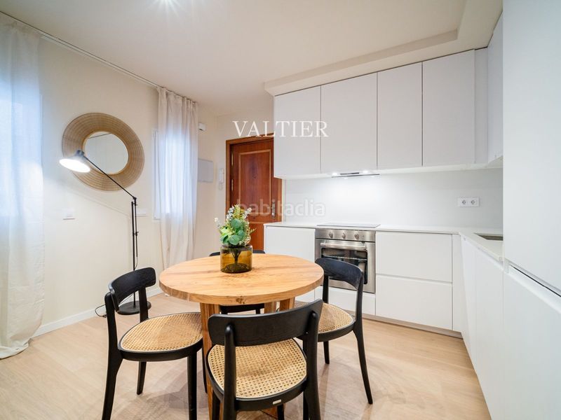 Foto 49701ebe-7eb0-4b57-a49b-c0314b377511. Rent flat in Cuatro Caminos - Azca Madrid