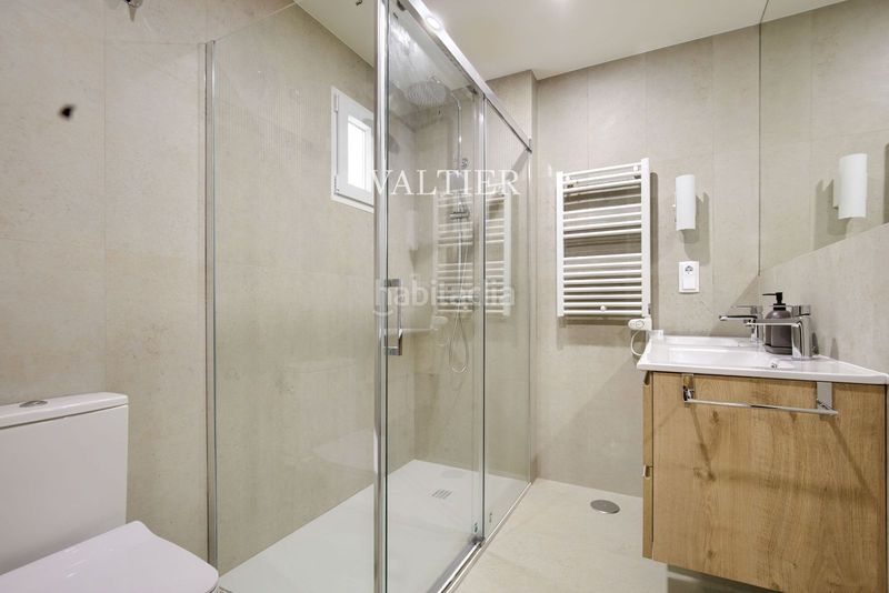 Foto 645e9ee2-9c5b-4948-9e89-b5494c270738. Rent flat in Jerónimos Madrid