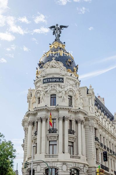 Foto d20ea319-7ad2-4300-a6cc-c073ff519dcb. Pis a Recoletos Madrid