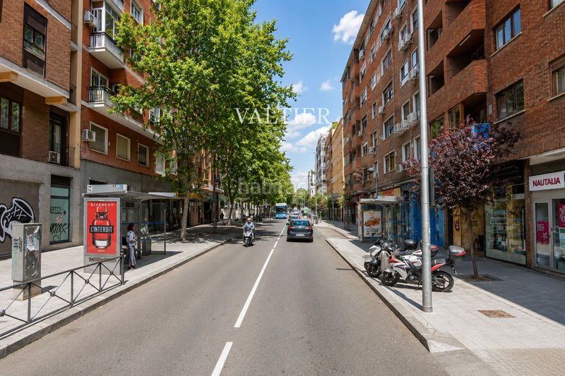 Foto 0d53fd5c-032c-4a75-8af3-f2a4b2a982a9. Lloguer àtic a Ciudad Jardín Madrid