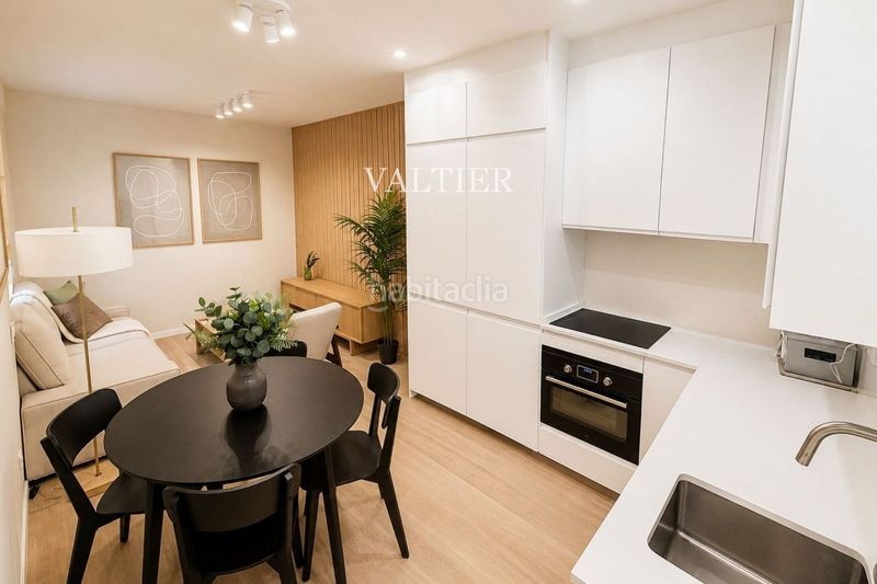 Foto 0d7f61ea-6474-492f-8580-c8294a5bed0e. Rent flat with heating in Guindalera Madrid