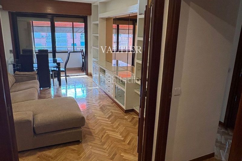 Foto 31399c61-0b70-4eeb-8866-8a2c9f7c833f. Rent flat with parking pool in Prosperidad Madrid