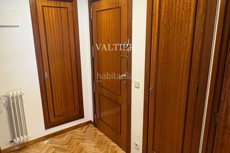 Foto 366f44a4-7ed8-4e15-bade-632de056f8f6. Rent flat with parking pool in Prosperidad Madrid
