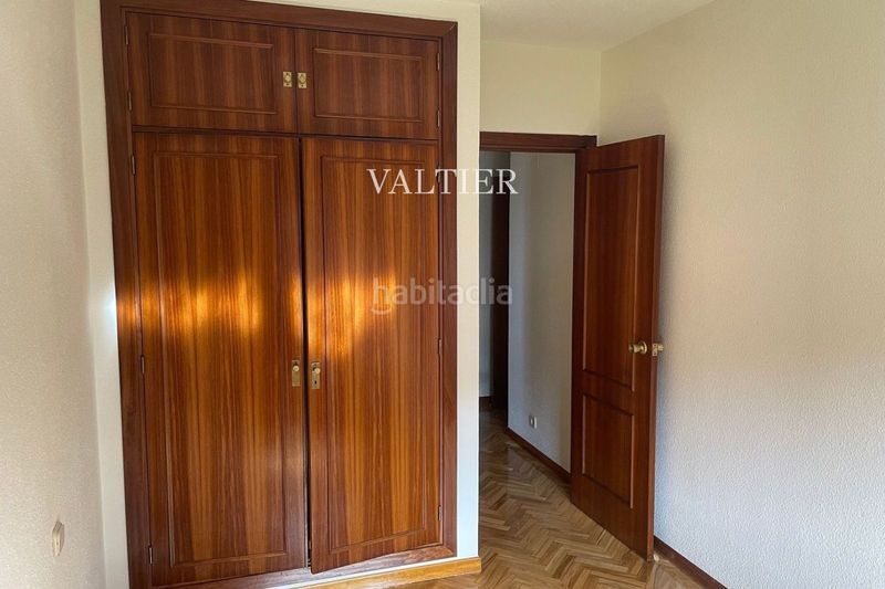 Foto dda70d7d-8f63-4e71-afa3-994eb69d92aa. Rent flat with parking pool in Prosperidad Madrid