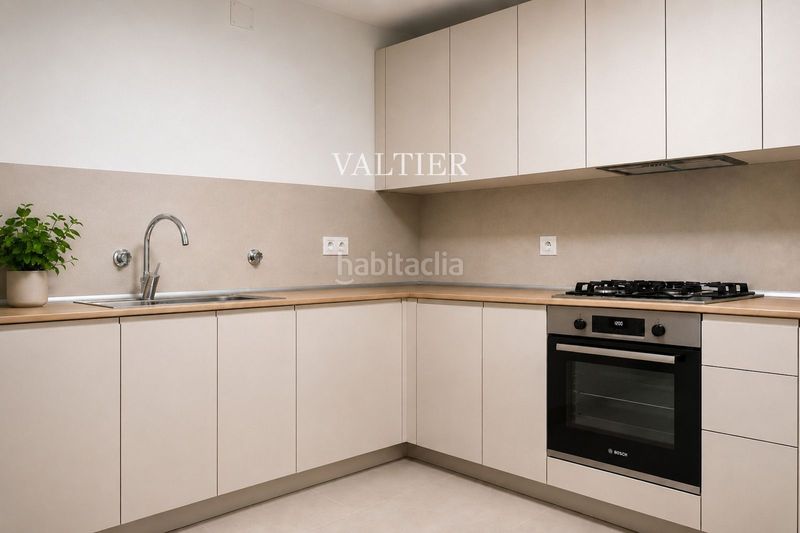 Foto 27fc9ee4-8148-48a7-83ab-f8677912fe8e. Rent flat with parking in Prosperidad Madrid