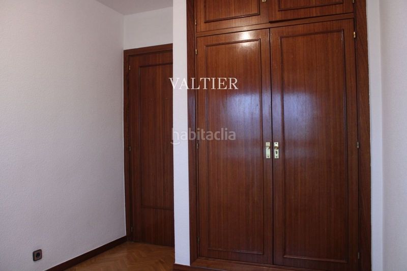 Foto 1ef529ea-f7e2-4ba4-9a7a-17a08201462a. Rent flat with parking in Prosperidad Madrid
