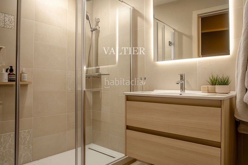 Foto d4dfb6ea-b15e-47c9-b370-7d9a745afe2c. Flat with heating in Vallehermoso Madrid