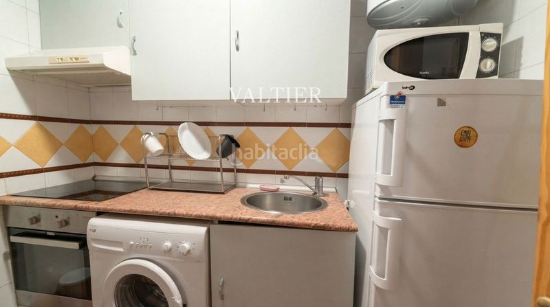 Foto 7fc08e72-50a4-4851-9f94-aa798128f082. Rent flat in Sol Madrid