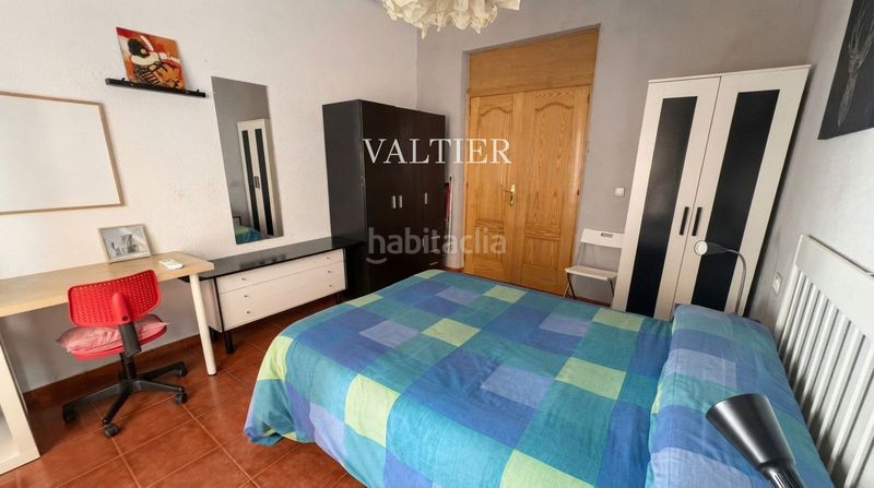 Foto c63f19ff-c5ea-4792-99dc-3bc4ada7bf41. Rent flat in Sol Madrid