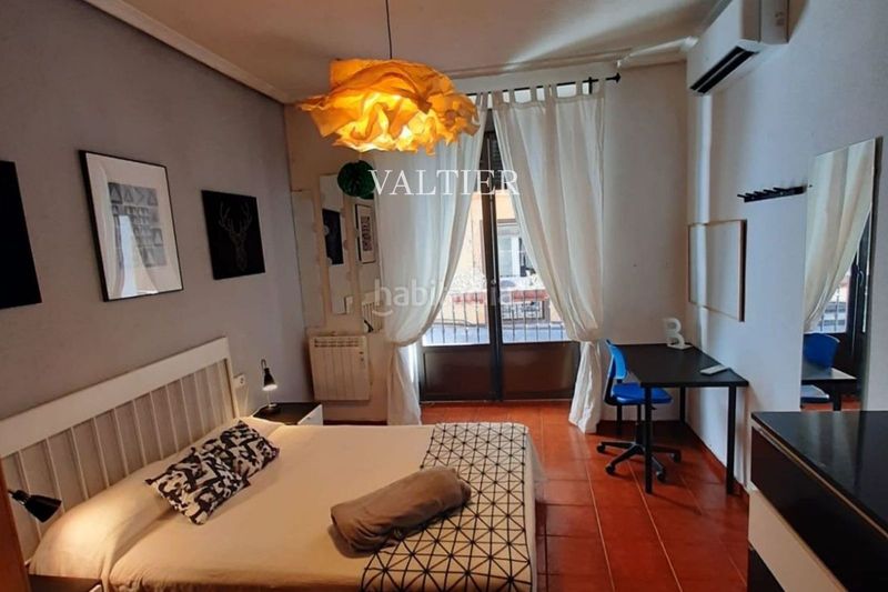 Foto a60257ab-d081-4c00-8bff-5620ed72125c. Rent flat in Sol Madrid