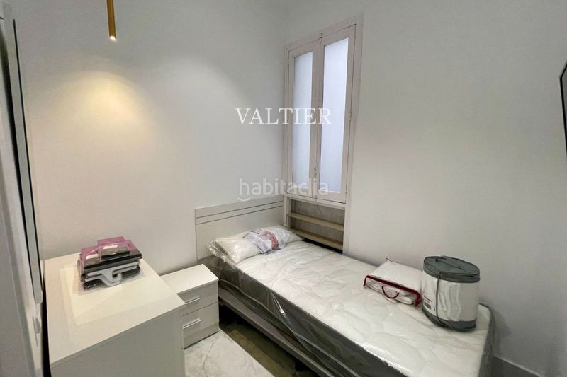 Foto 90df92c7-41d3-4895-b16f-d2cfe8e2b2ea. Local comercial a Trafalgar Madrid