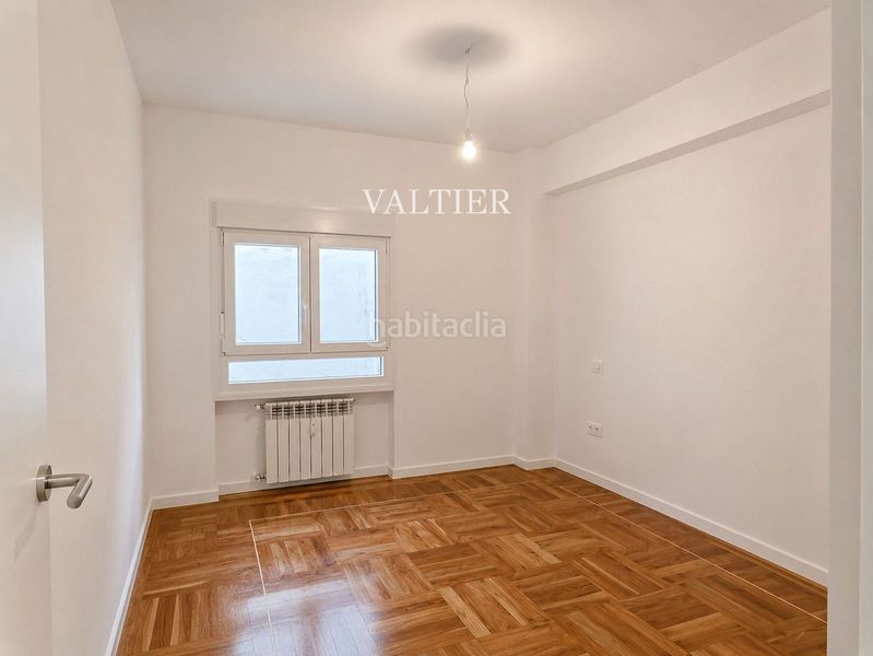 Foto 836dd8c4-d8f0-49f5-bb02-687333eeaff9. Lloguer pis a Almagro Madrid