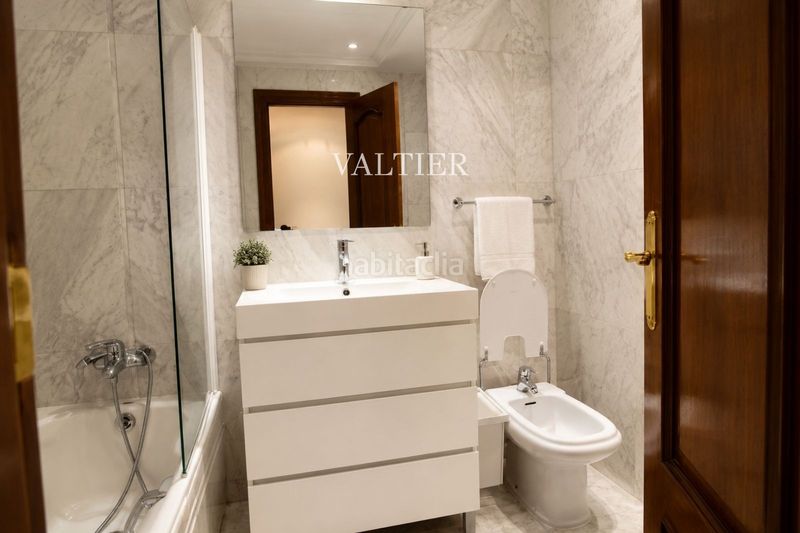 Foto 41db3310-3151-4e8b-80c5-7244193c0f5a. Pis a Recoletos Madrid