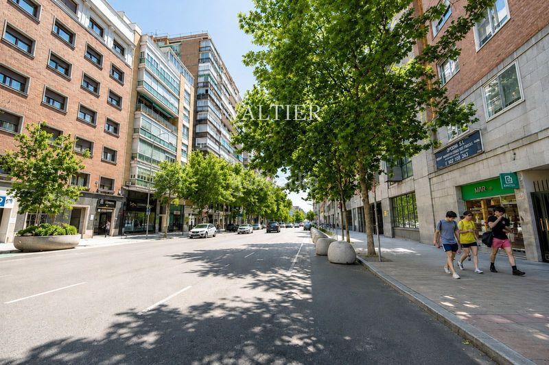 Foto b7afb5b5-65a1-4e6f-911a-6c0bf0b528fa. Pis amb calefacció a Vallehermoso Madrid